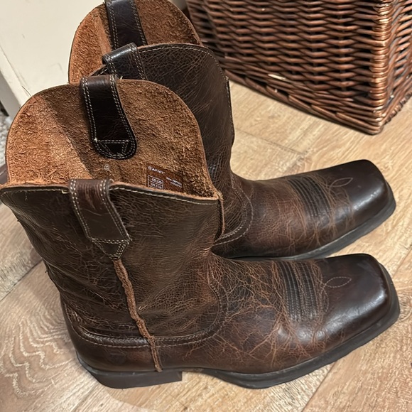 NEW Ariat Western Rambler Boot - Picture 2 of 6